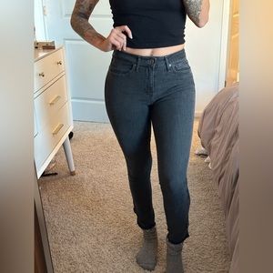 Levi’s High Rise Skinny cropped jeans